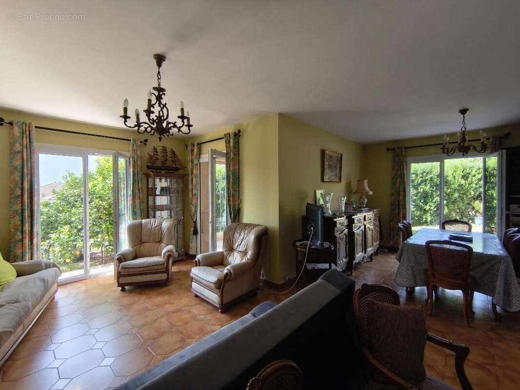 Photo 5 - Maison à OLLIOULES