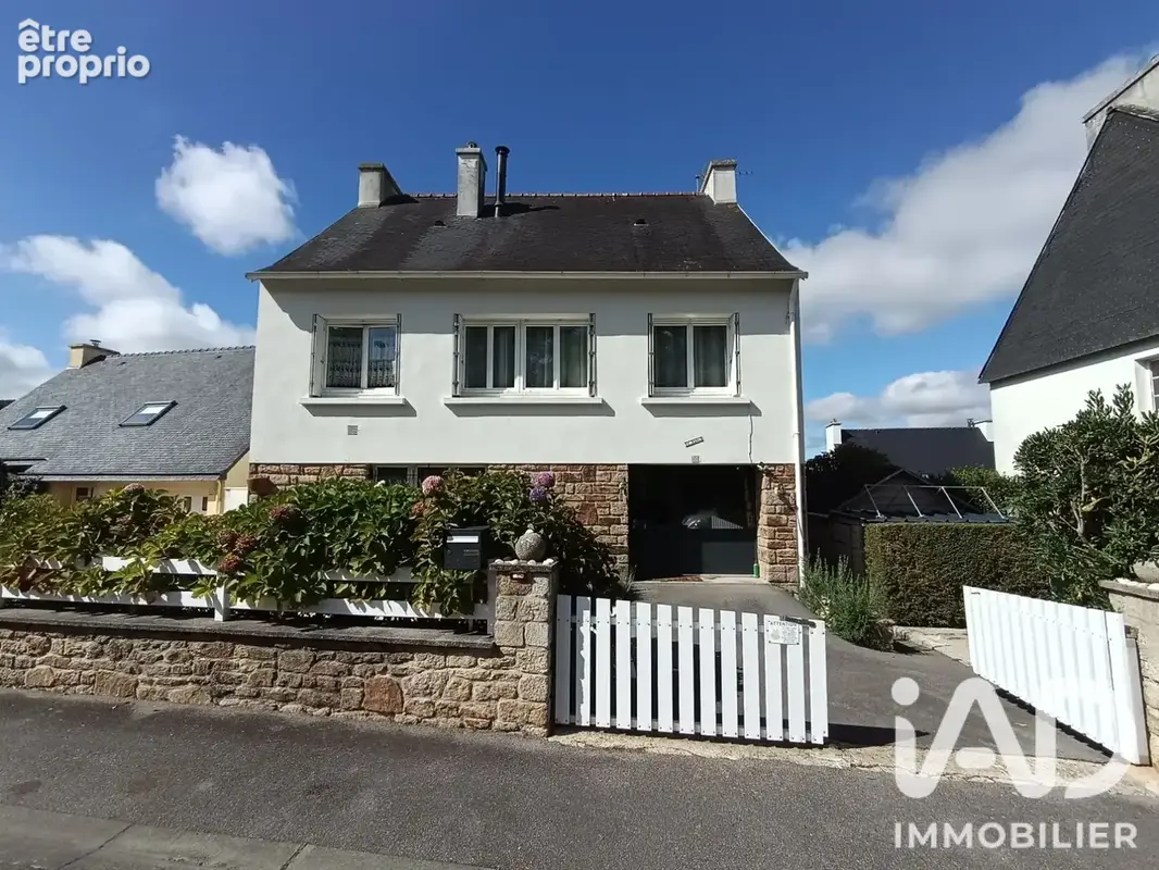 Photo 1 - Maison à LOCRONAN