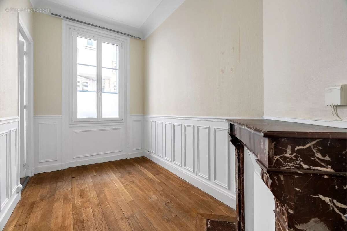 Appartement à LEVALLOIS-PERRET