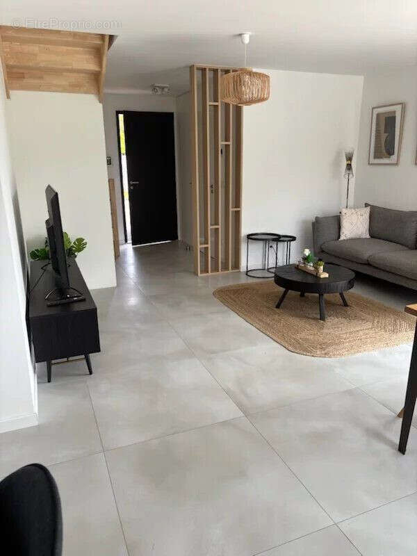 Maison à ALBY-SUR-CHERAN