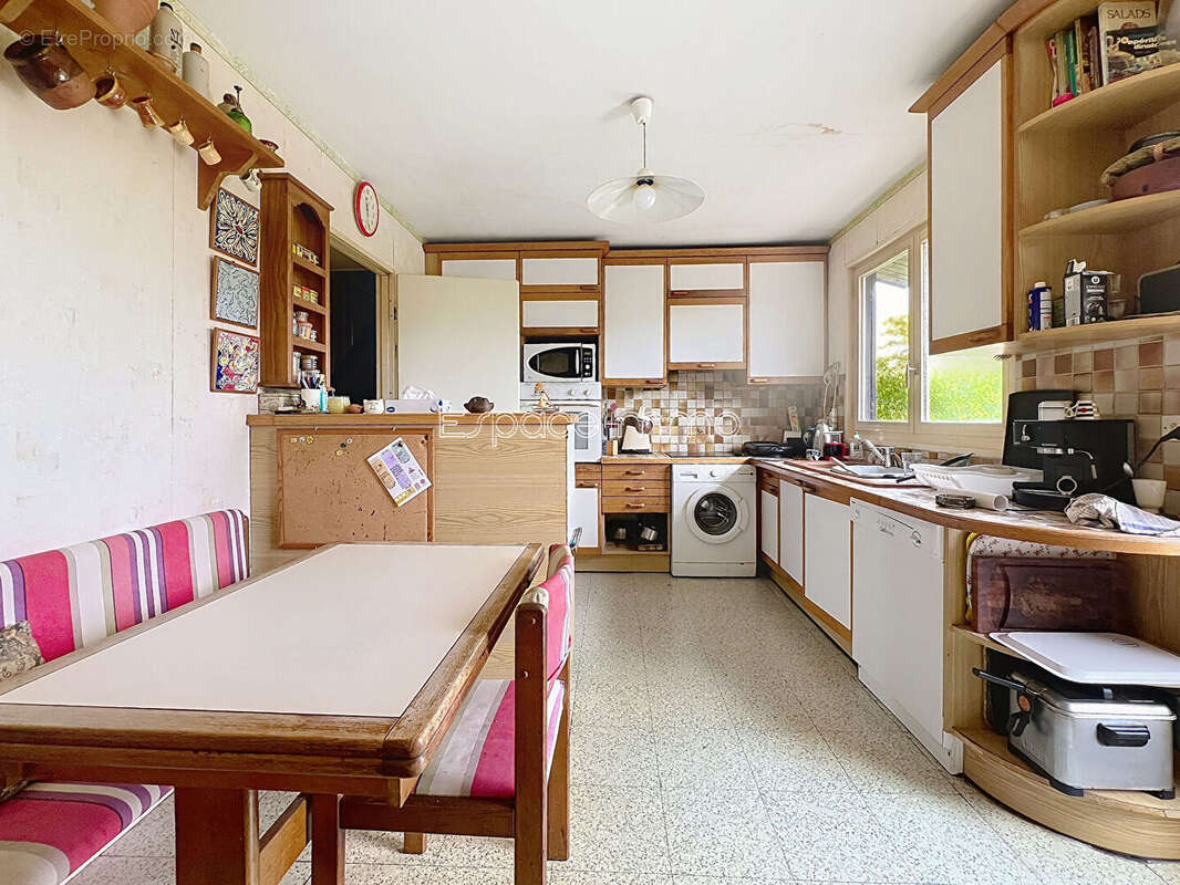 Maison à MONT-SAINT-AIGNAN