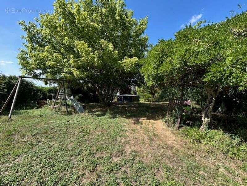 Maison à LE GAULT-SOIGNY