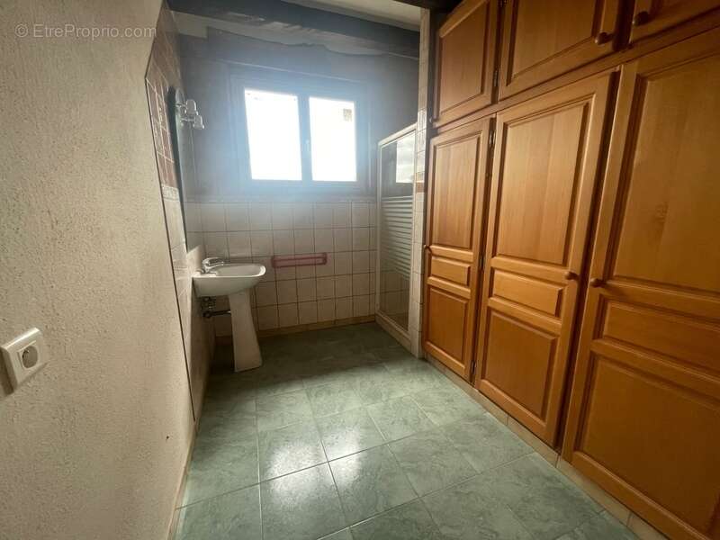 Appartement à SERGY