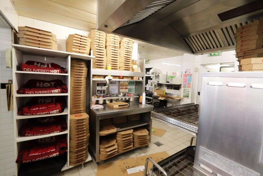 Autre à LES PAVILLONS-SOUS-BOIS