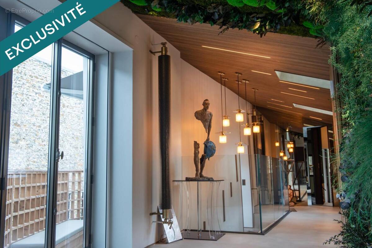 Photo 1 - Appartement à PARIS-3E