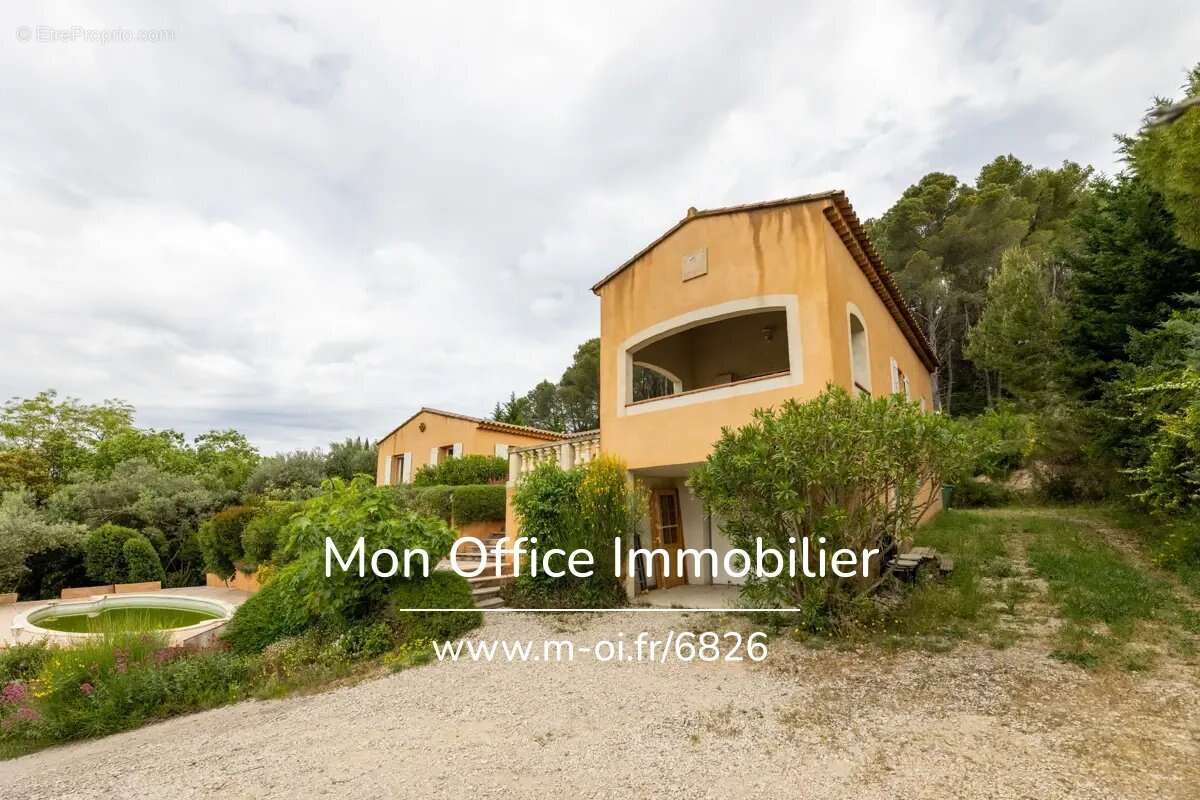 Référence : 6826-SJO - Maison familiale en impasse à Cadenet (84160) SOUS-OFFRE:  VUE DOMINANTE ET DEGAGEE -3 chambres - garage- - photo 2
