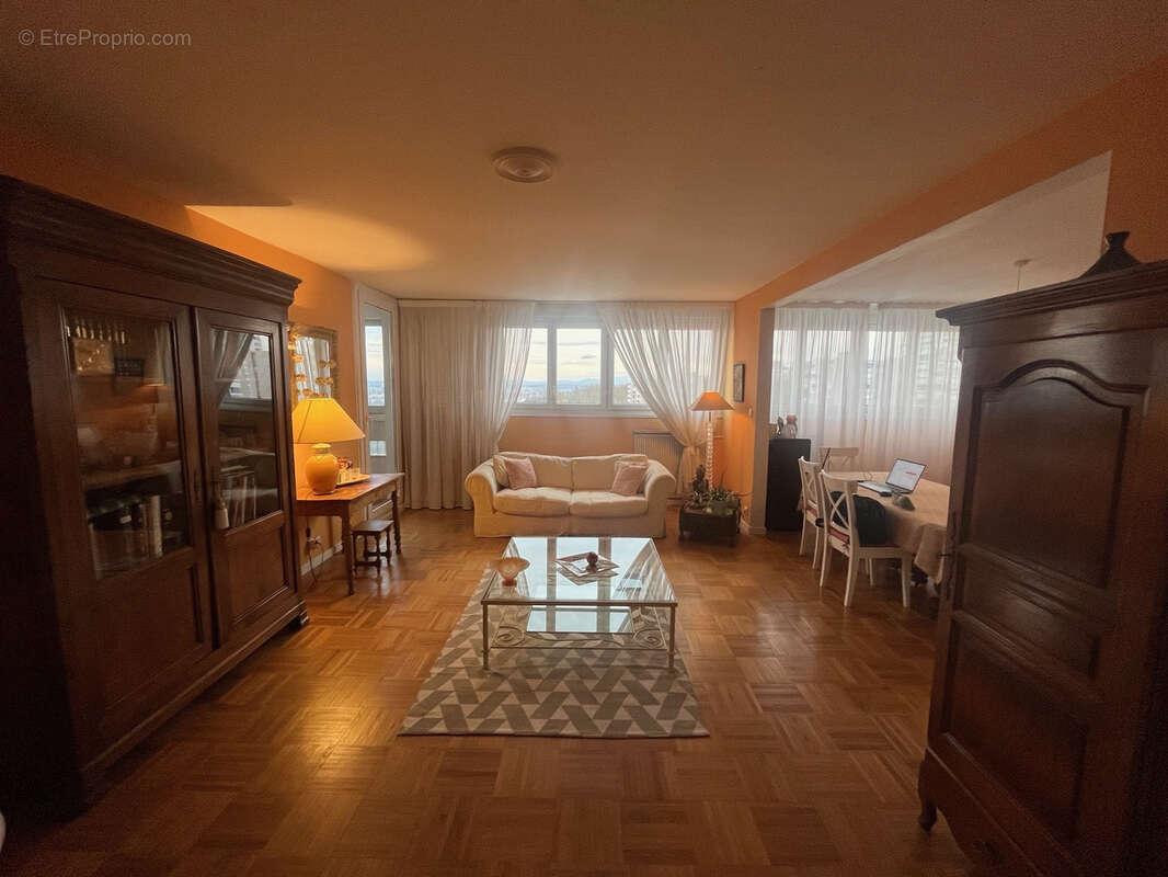 Appartement à CALUIRE-ET-CUIRE