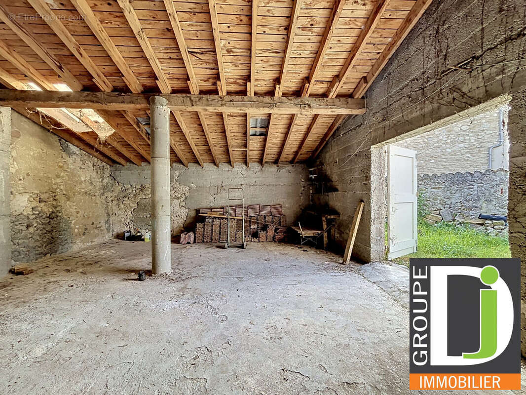 Maison à MONTMEYRAN