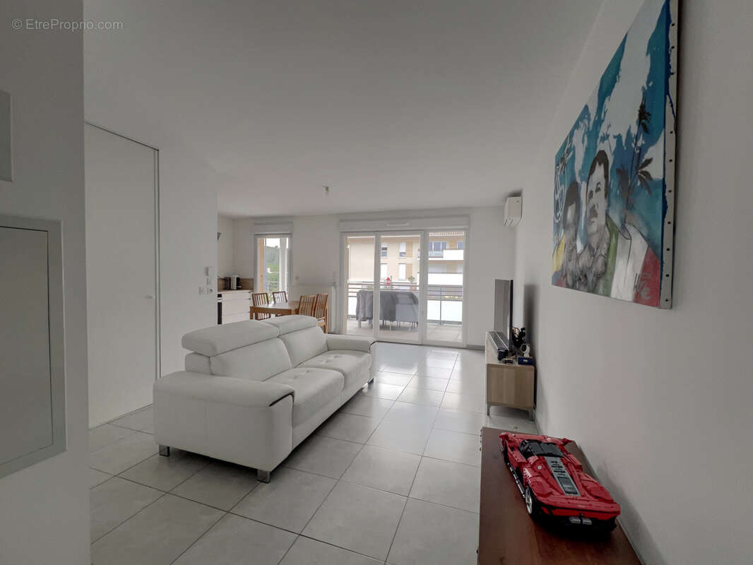 Appartement à SIX-FOURS-LES-PLAGES