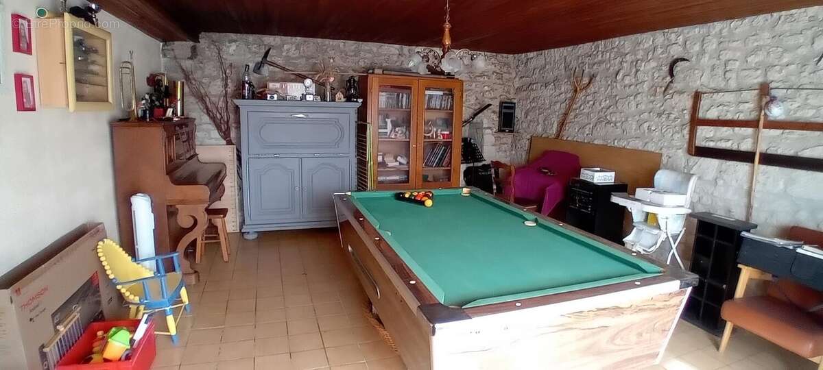 Maison à BRIZAY