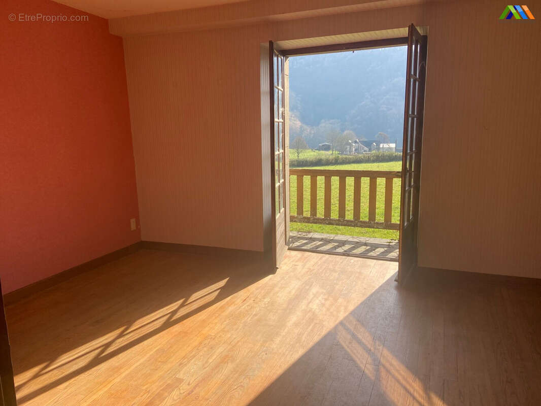 Maison 170 m² à Barcus  - photo 8
