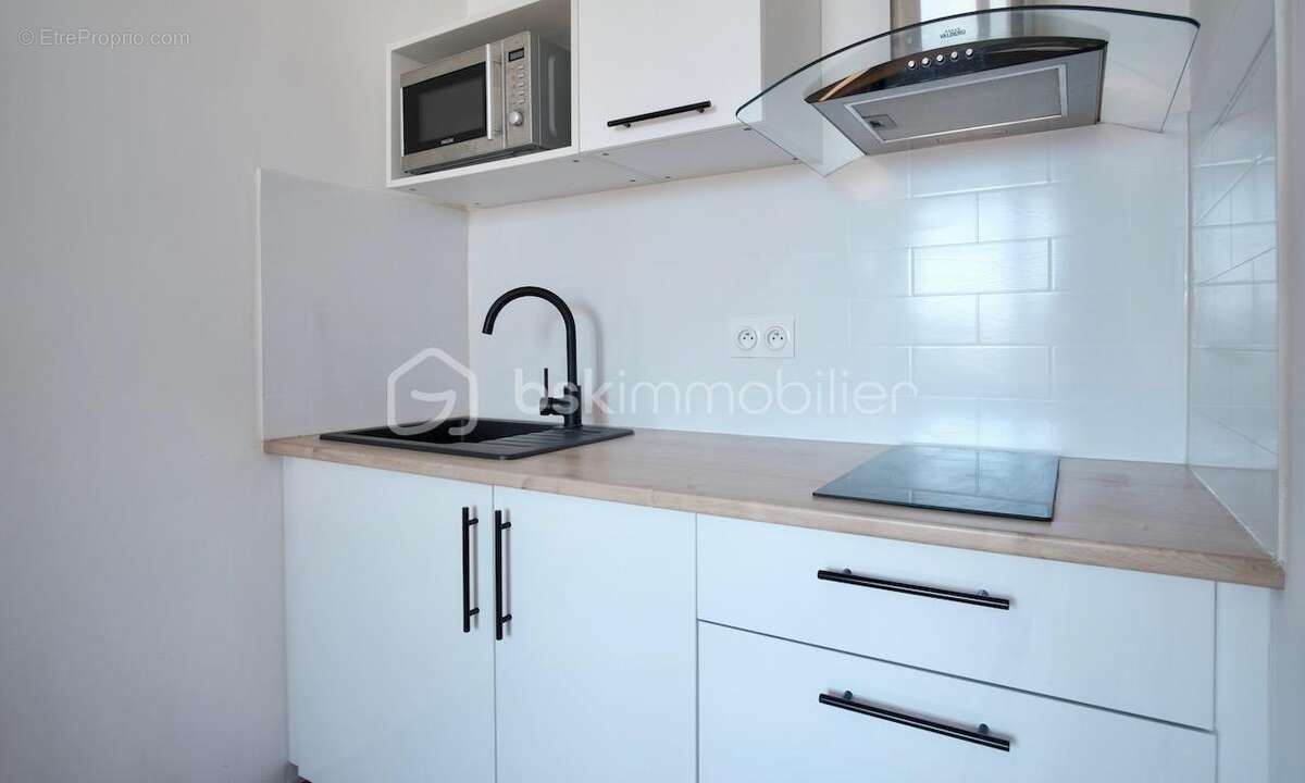 Appartement à MARSEILLE-5E