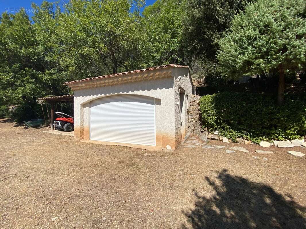 Maison à LORGUES