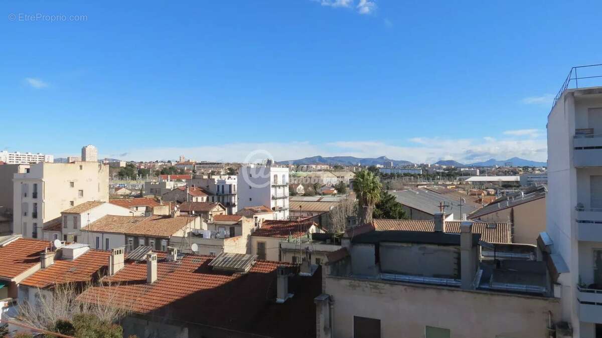 Appartement à MARSEILLE-5E