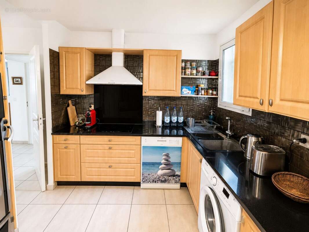 Appartement 110 m² à Saint-Leu  - photo 6