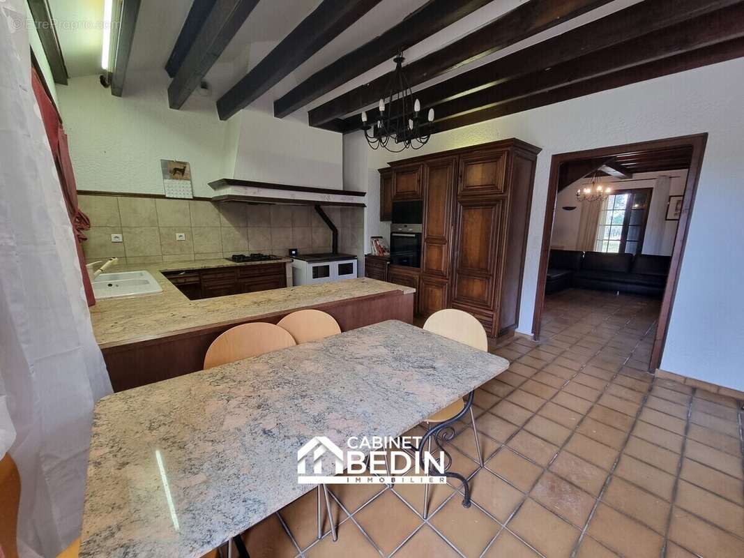 Maison à ESCOURCE