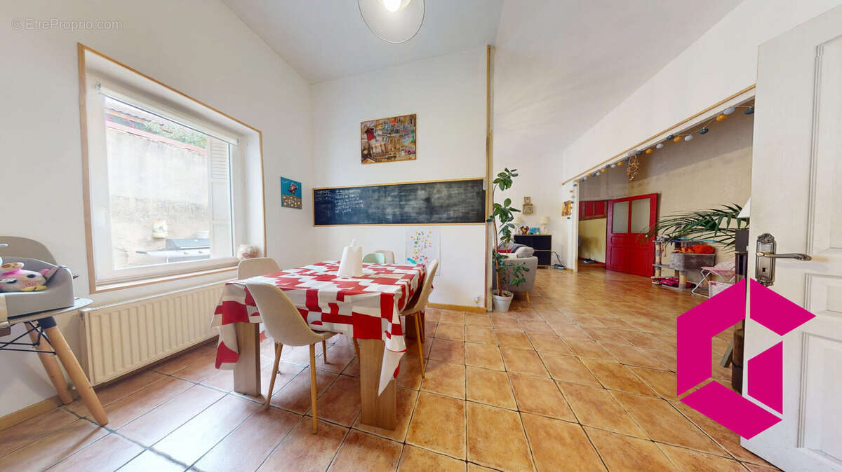 Maison à BRASSAC-LES-MINES