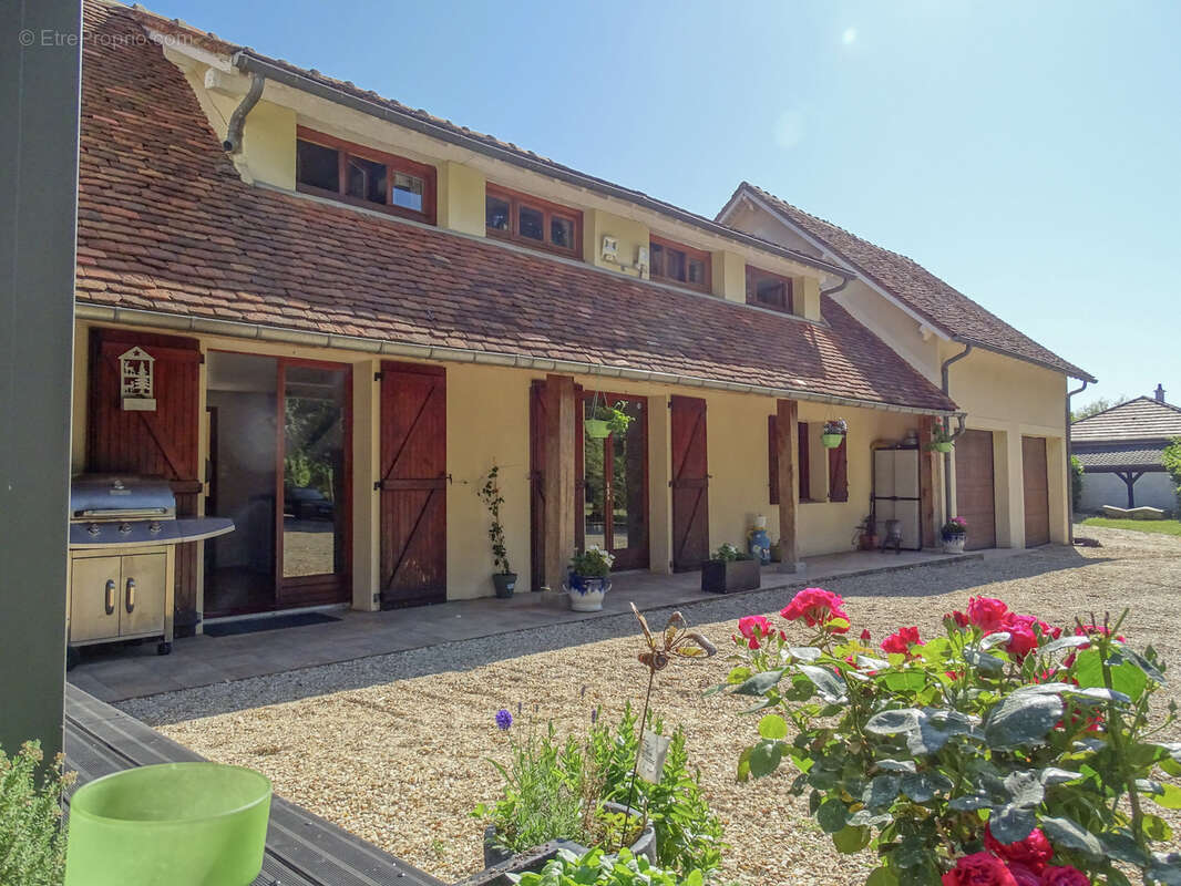 Maison à CHATRES-SUR-CHER