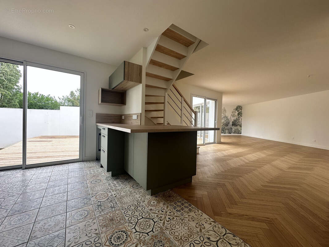 Maison à LA ROCHELLE