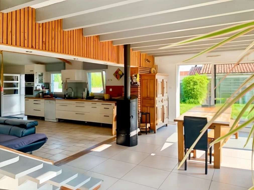 Maison à PORT-SAINT-PERE