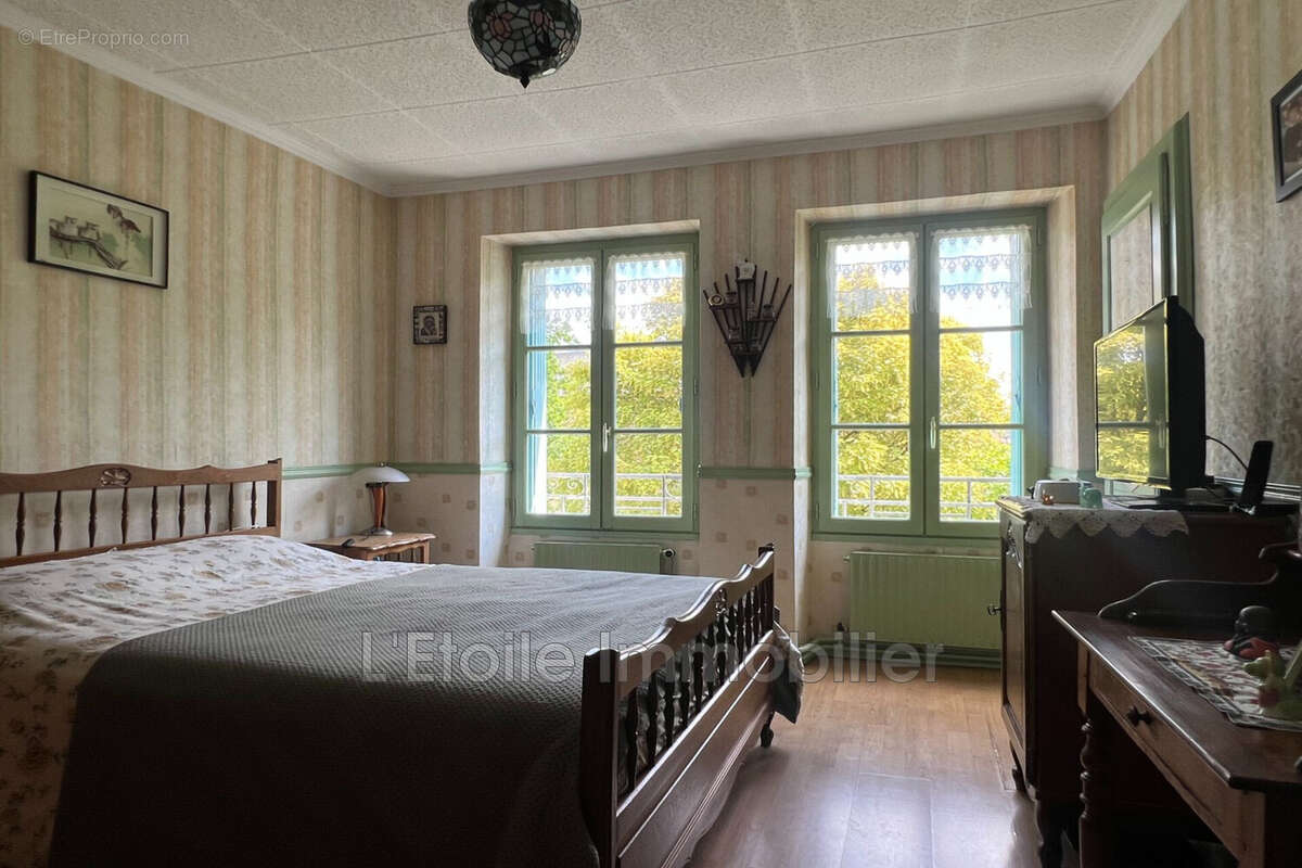 Maison à MORTAGNE-AU-PERCHE