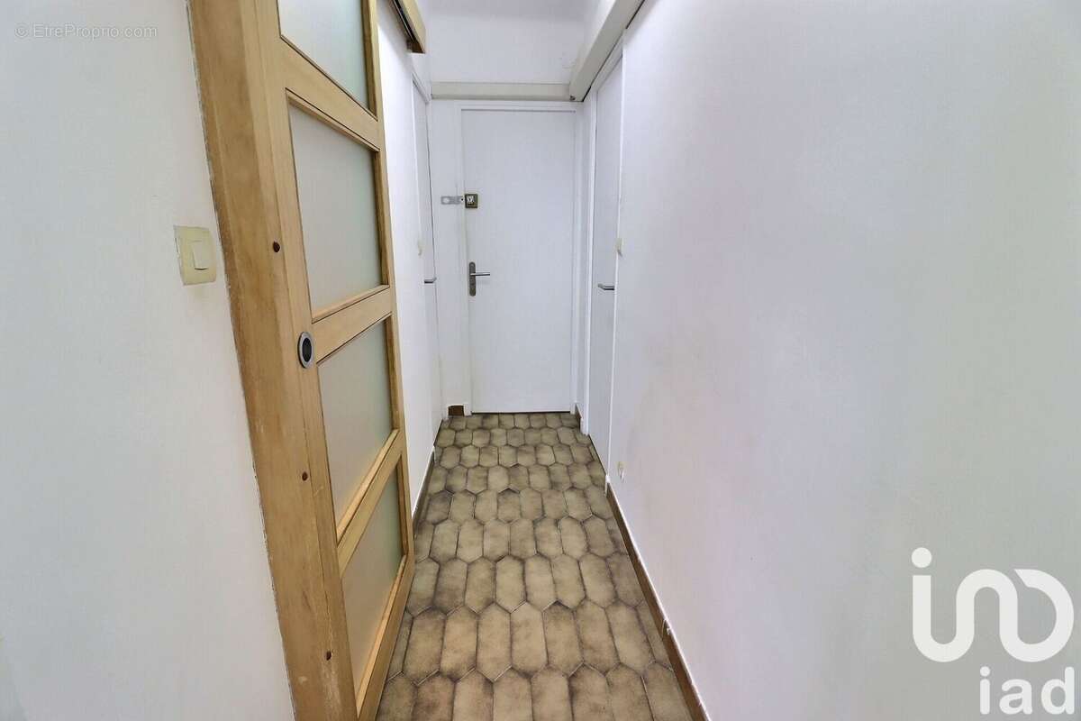 Photo 8 - Appartement à MARSEILLE-4E