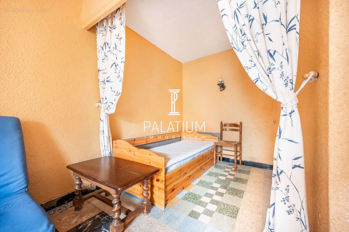 Appartement à GREOUX-LES-BAINS