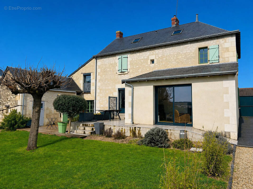Maison à SAINTE-MAURE-DE-TOURAINE