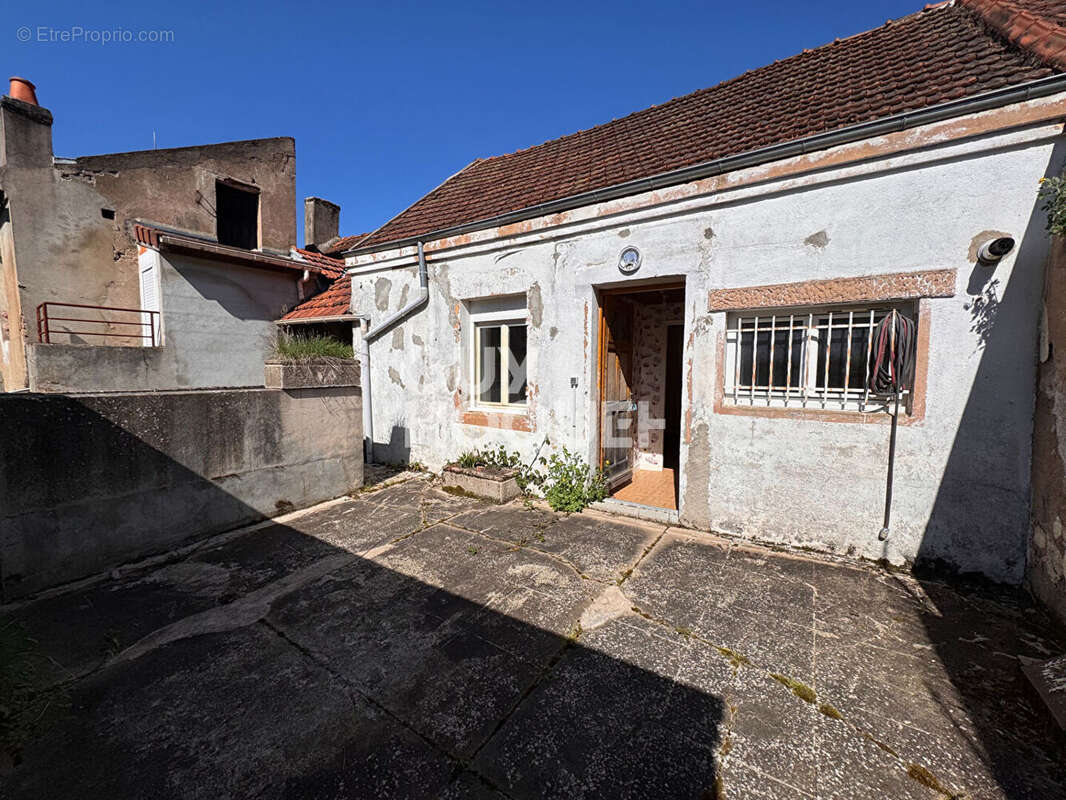 Maison à LE CREUSOT
