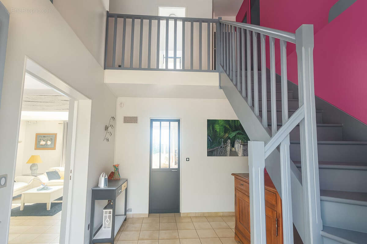 Maison à CANTENAY-EPINARD