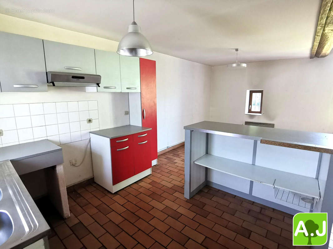 Maison 84 m² à La Chaussee-D'ivry  - photo 5