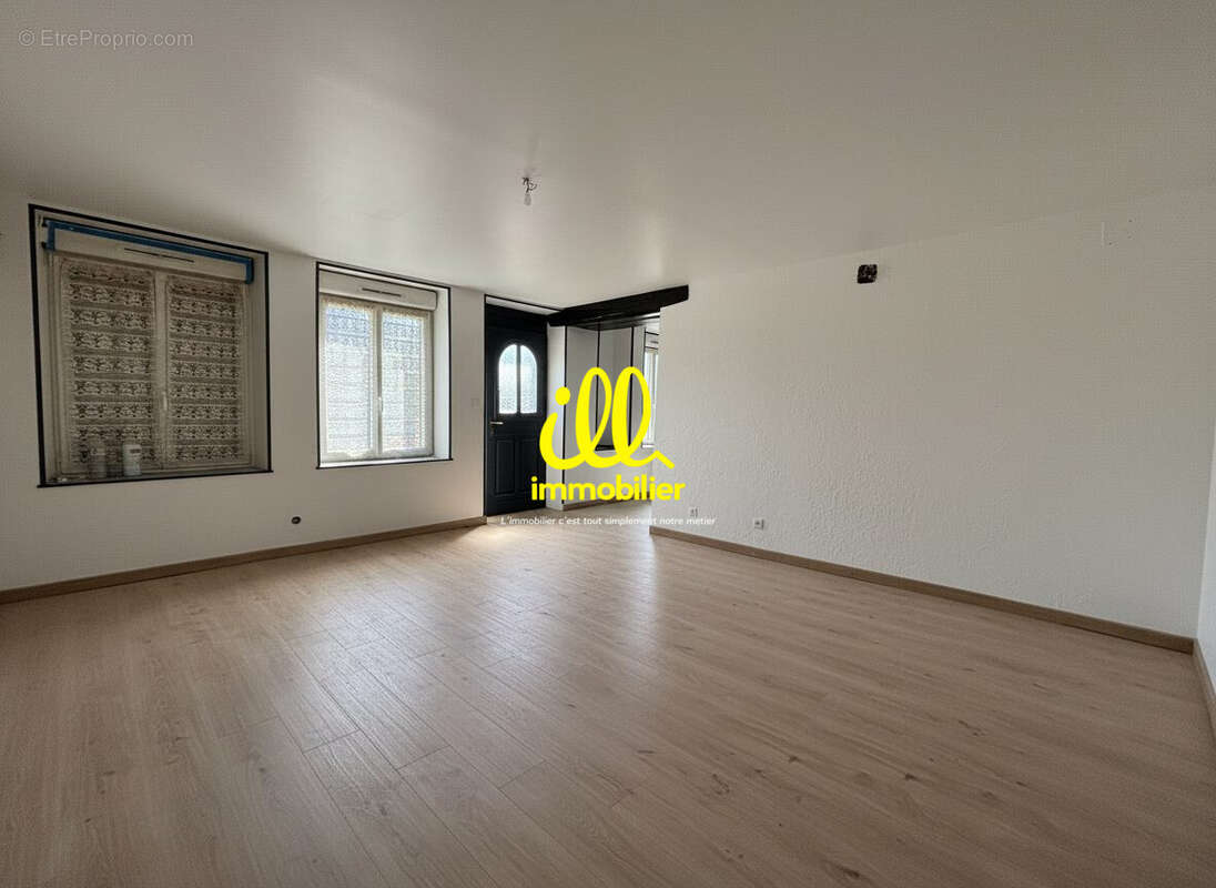 Maison 145 m² à Flize  - photo 6