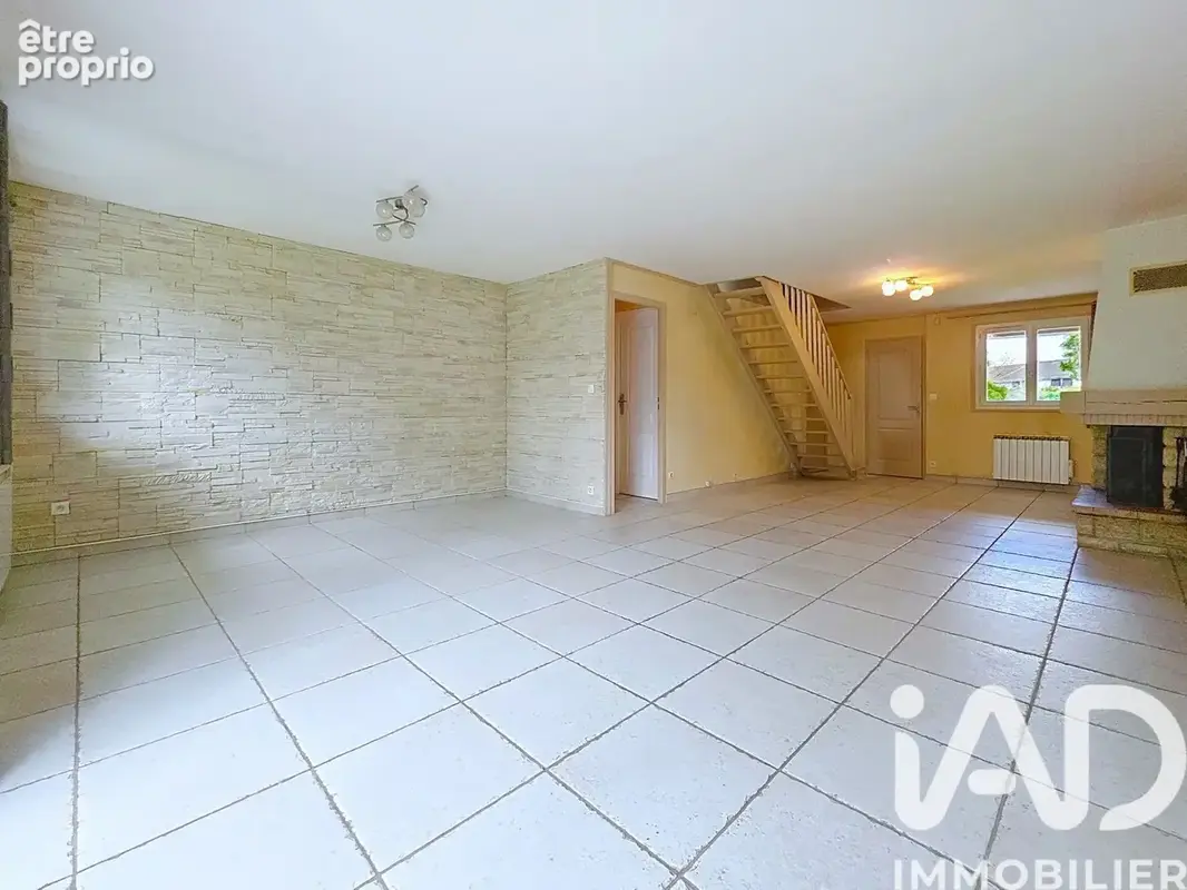 Photo 1 - Maison à OZOIR-LA-FERRIERE