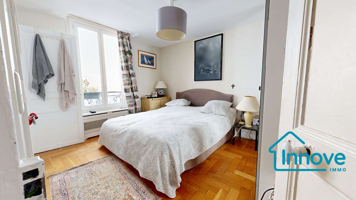 Appartement à VERSAILLES