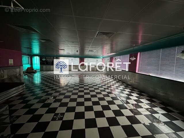 Commerce à NOYELLES-GODAULT