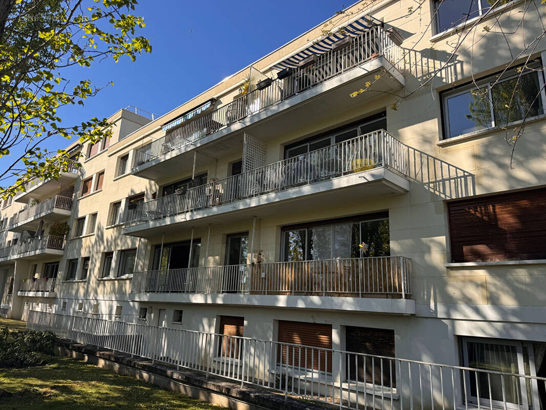 Appartement à MAISONS-LAFFITTE