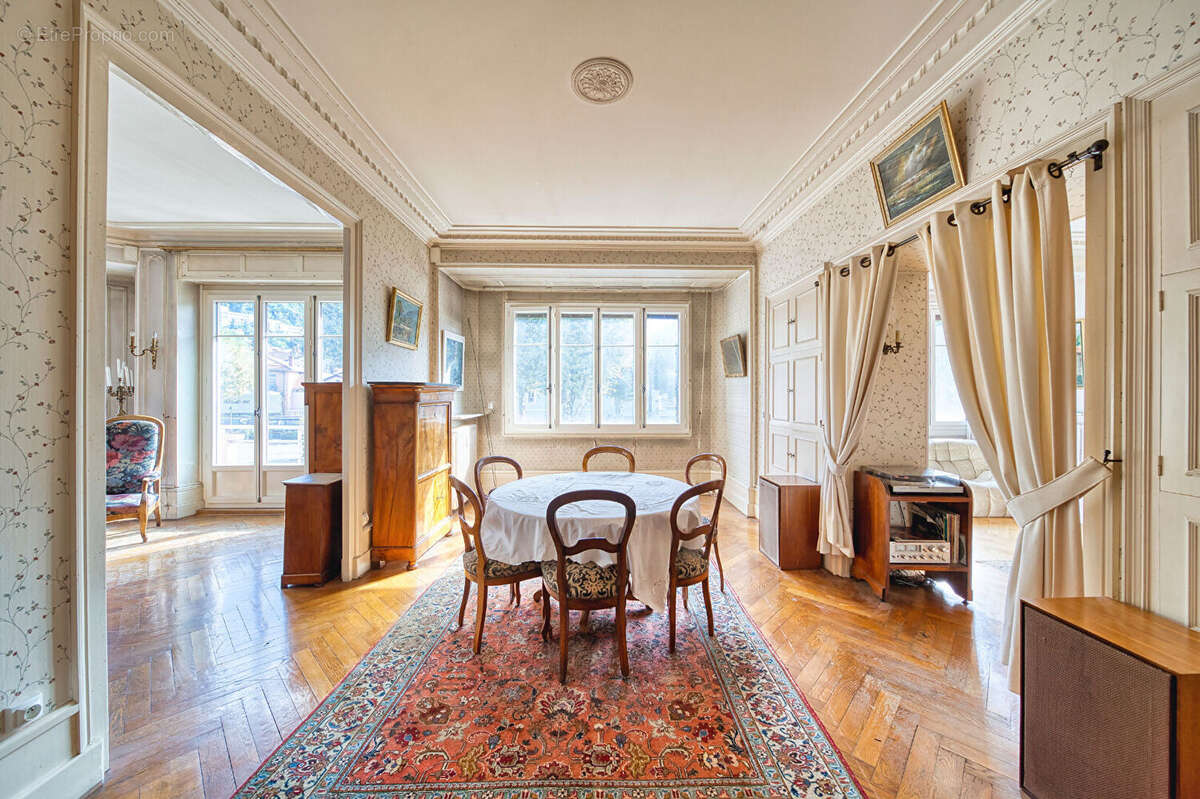 Appartement à VOIRON