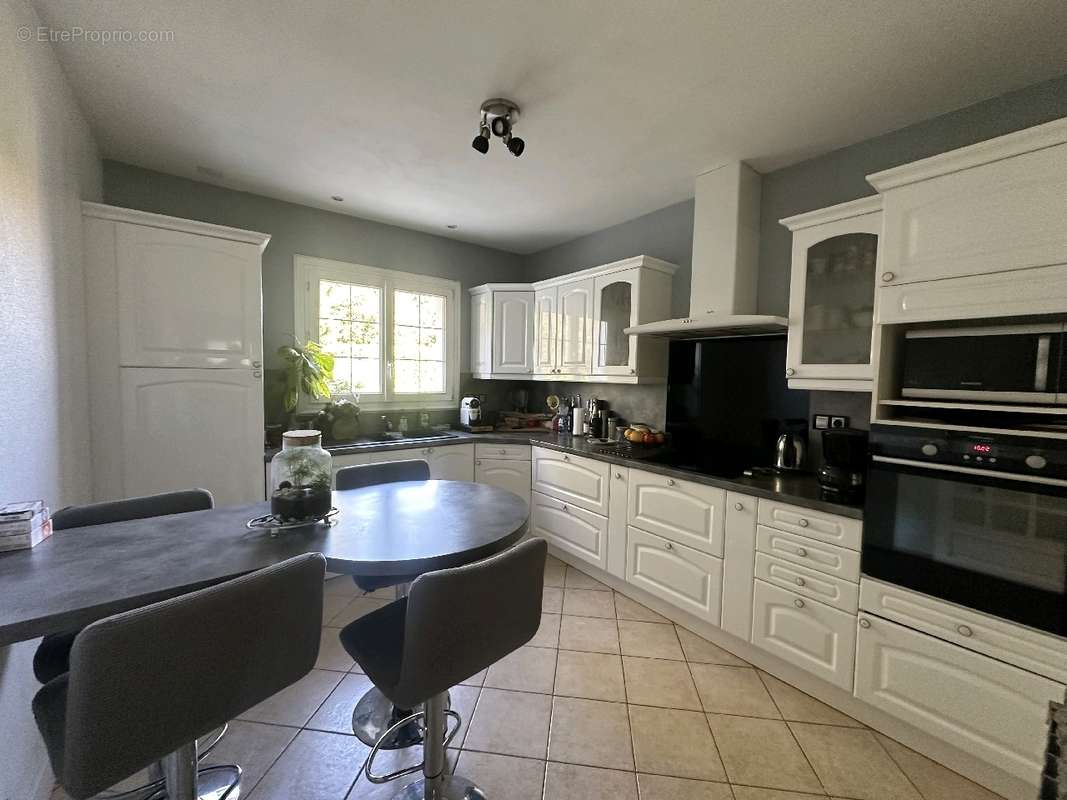 Maison à SAINT-SULPICE-DE-ROYAN