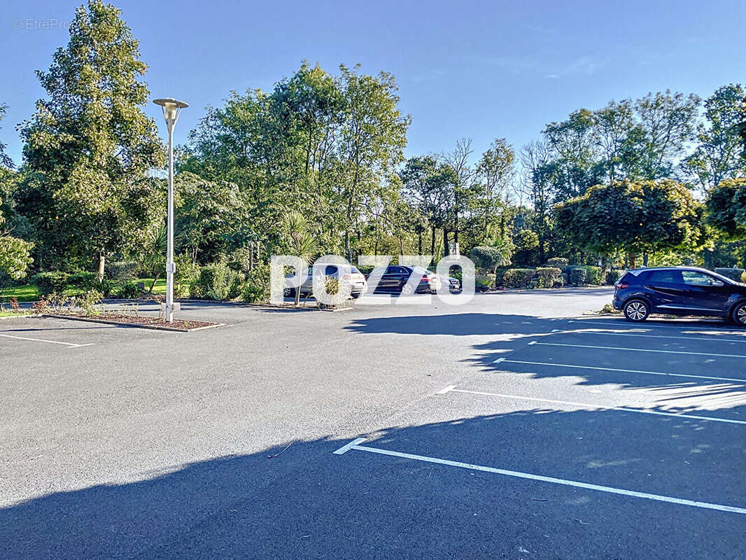 Appartement à COLLEVILLE-SUR-MER