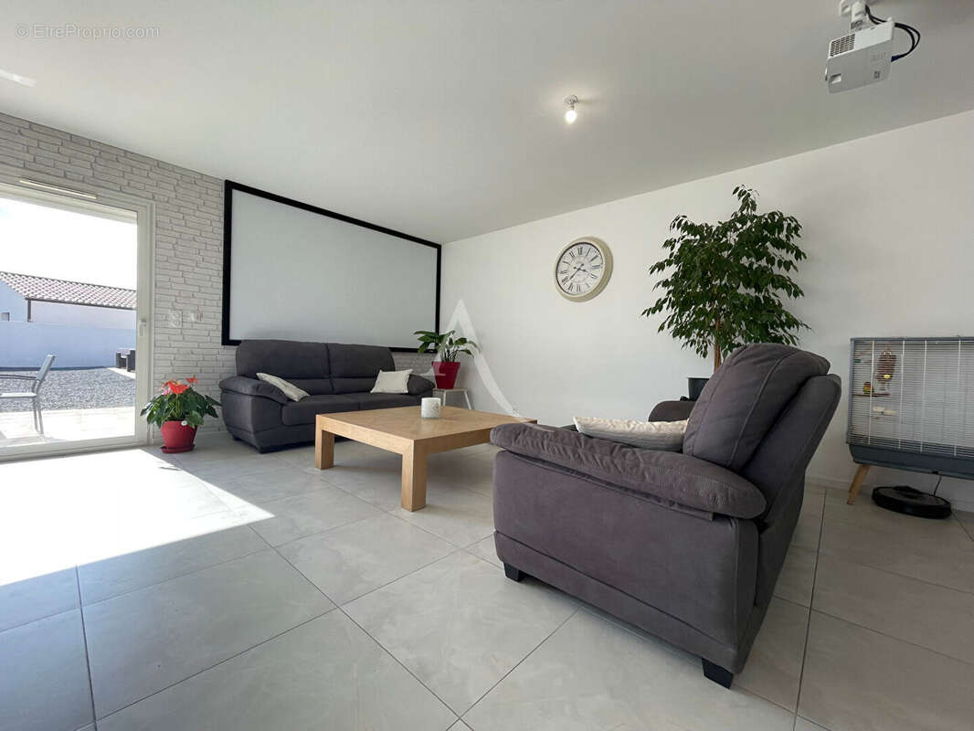 Maison à NOTRE-DAME-DE-RIEZ