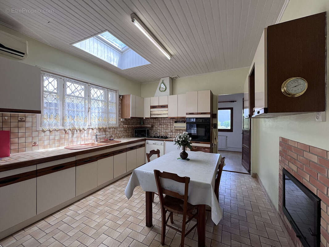 Maison à MEILHAN
