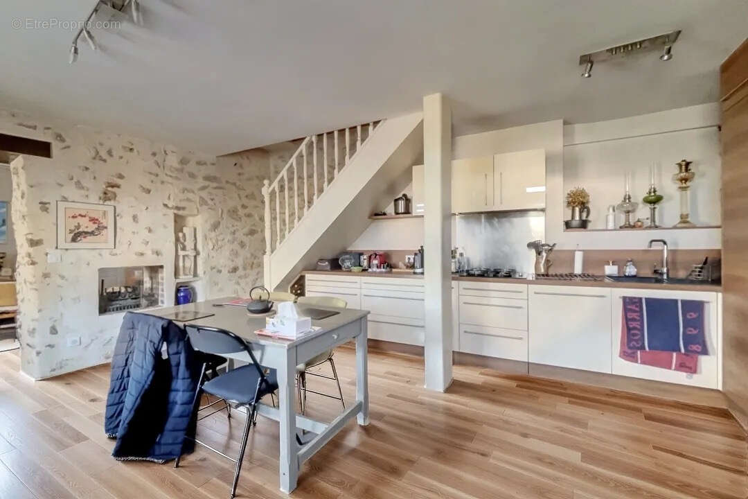 Maison à GIF-SUR-YVETTE