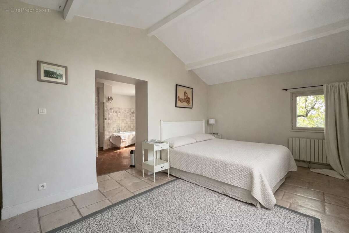 Maison à OPIO