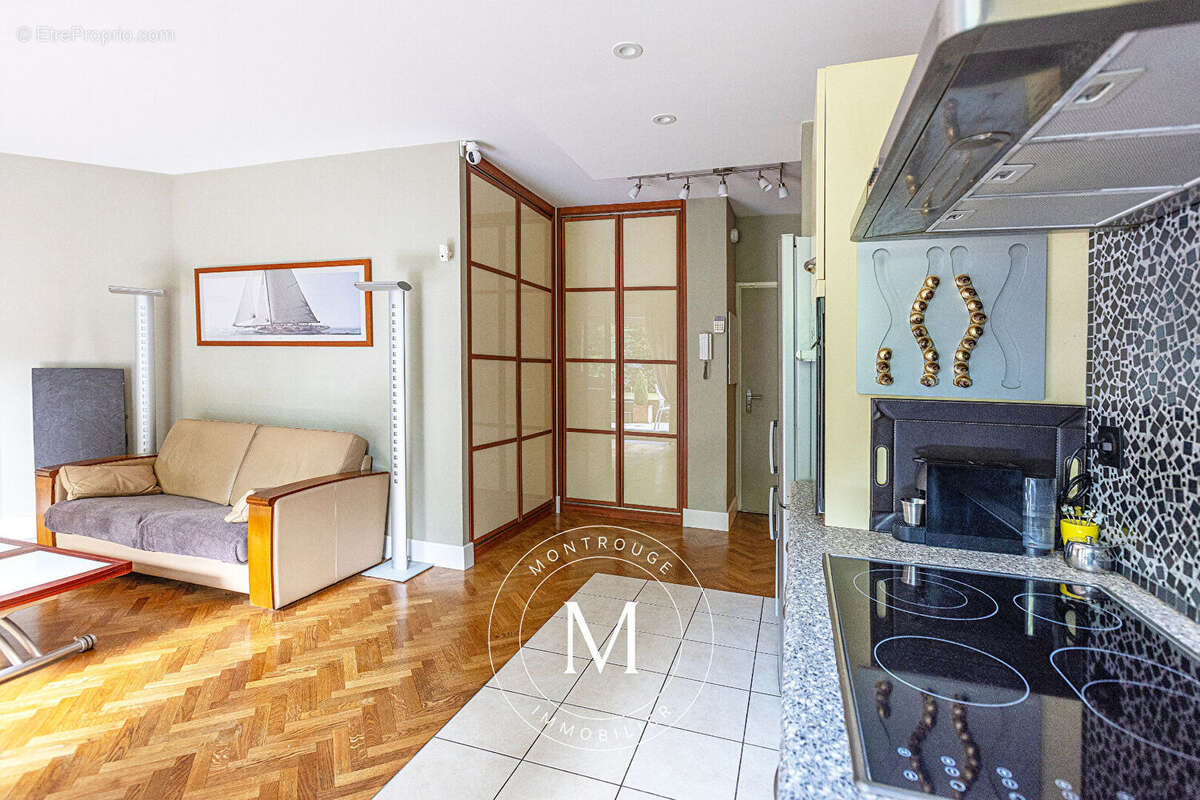 Appartement à MONTROUGE