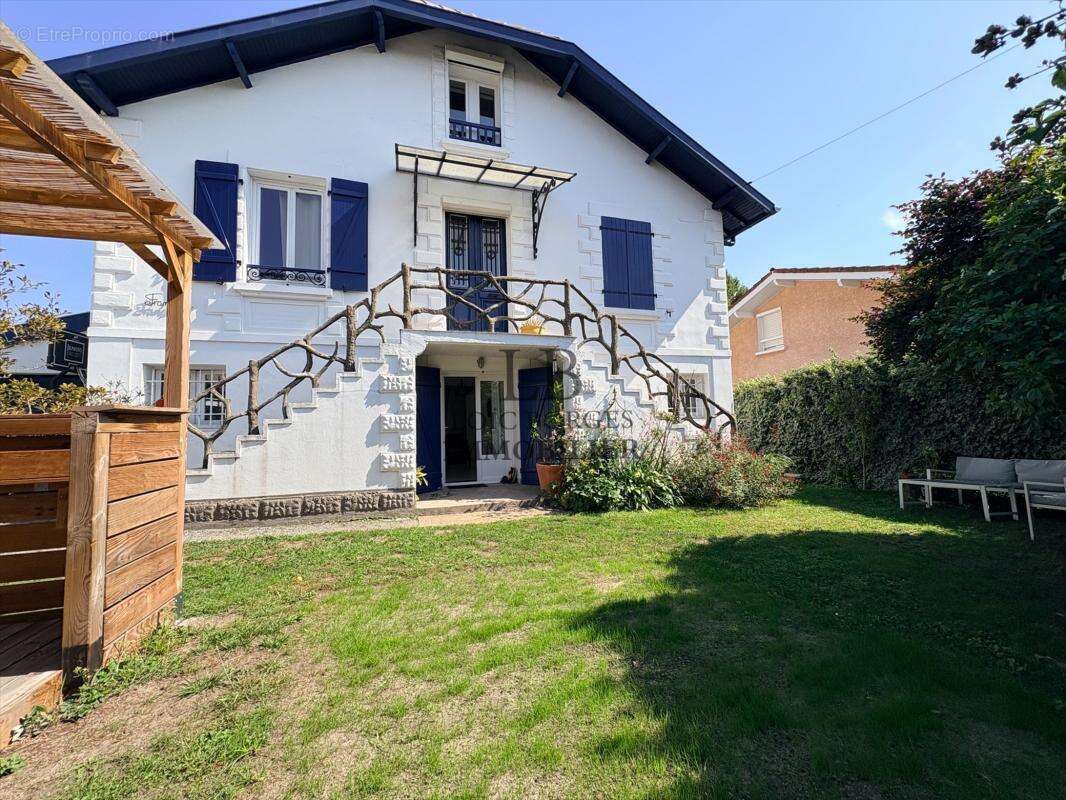 Maison à SAINT-VINCENT-DE-TYROSSE