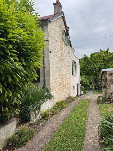 Maison à MONTATAIRE