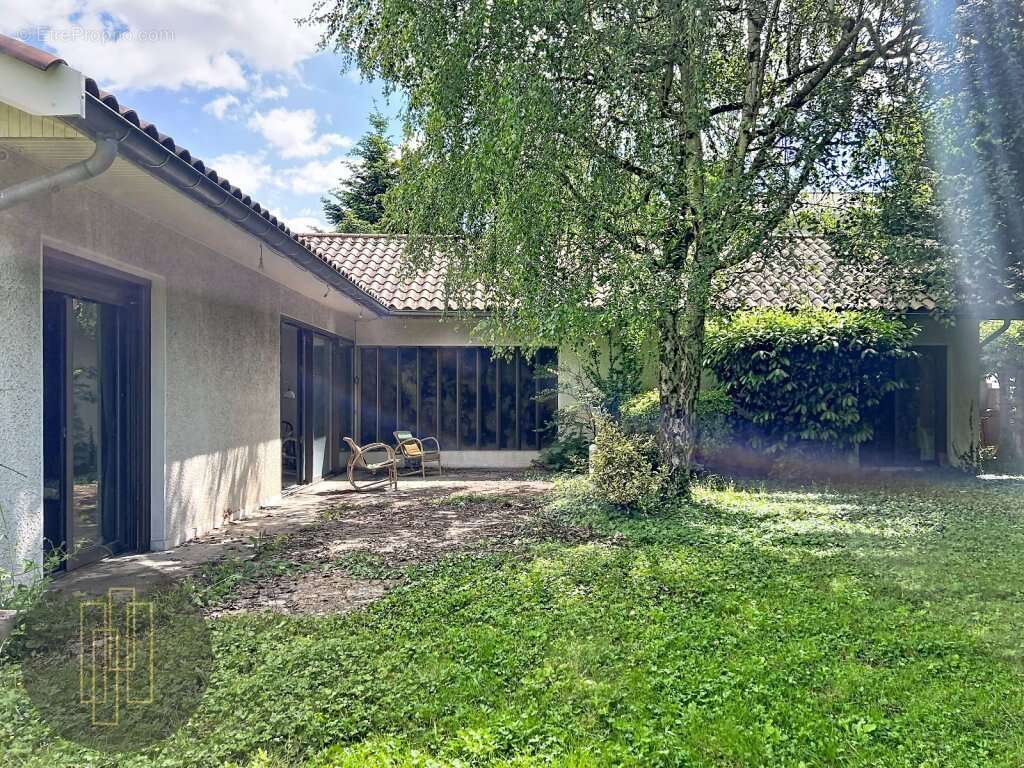 Maison à VILLEFRANCHE-SUR-SAONE