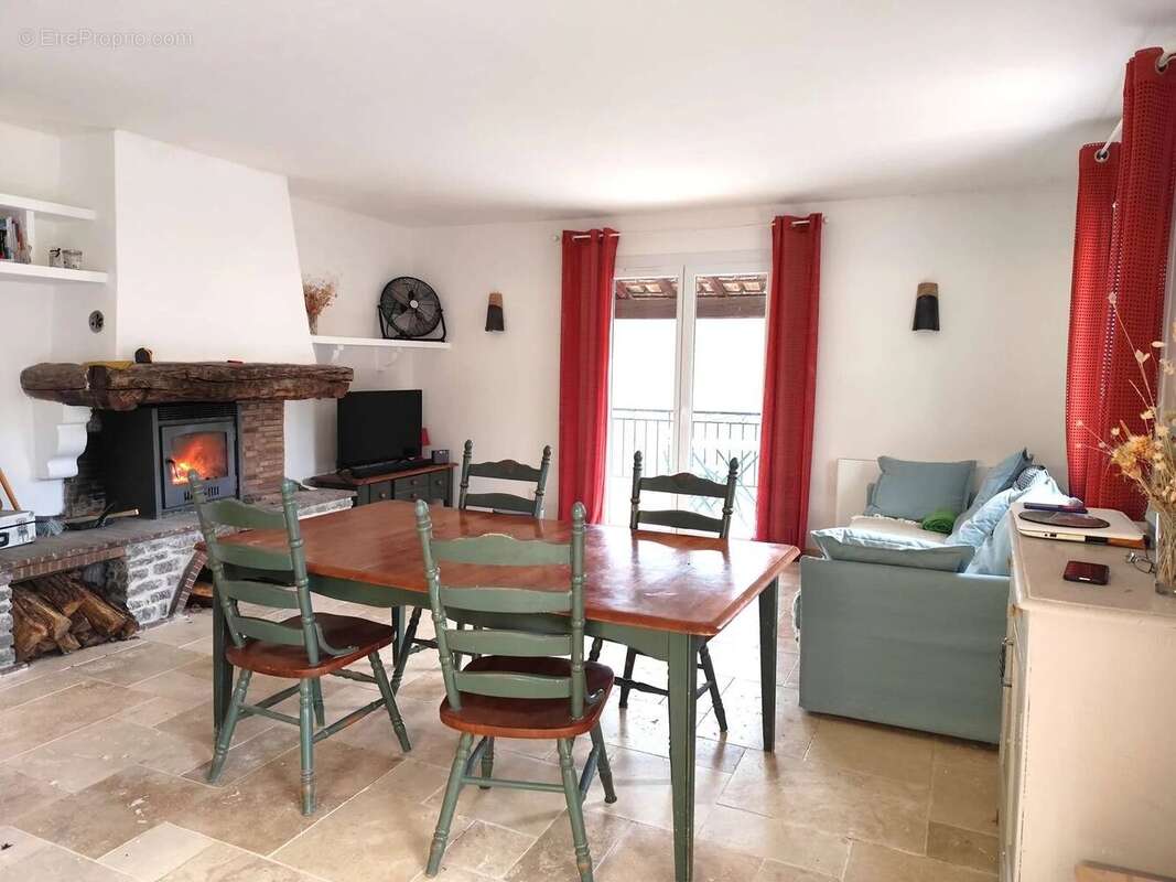Maison à ROQUESTERON