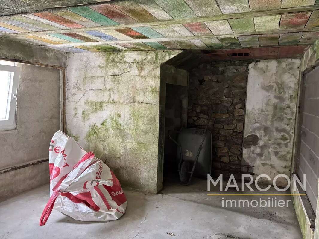 Maison à BENEVENT-L&#039;ABBAYE