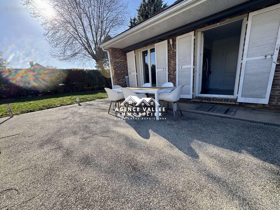 Terrasse EST 50 m² - Maison à SAINT-GERMAIN-LES-CORBEIL